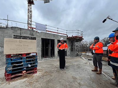 Pose de la première pierre de la résidence Villa Riva